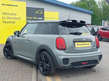 Used MINI Hatch 2018 for sale - 78700450: Photo