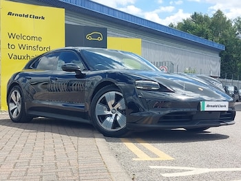 Used Porsche Taycan 2023 for sale - 79061042: Photo