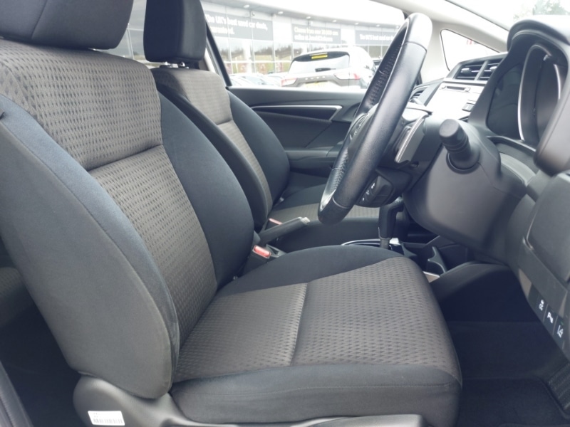 Used Honda Jazz 2019 for sale - 77987835: Photo 19