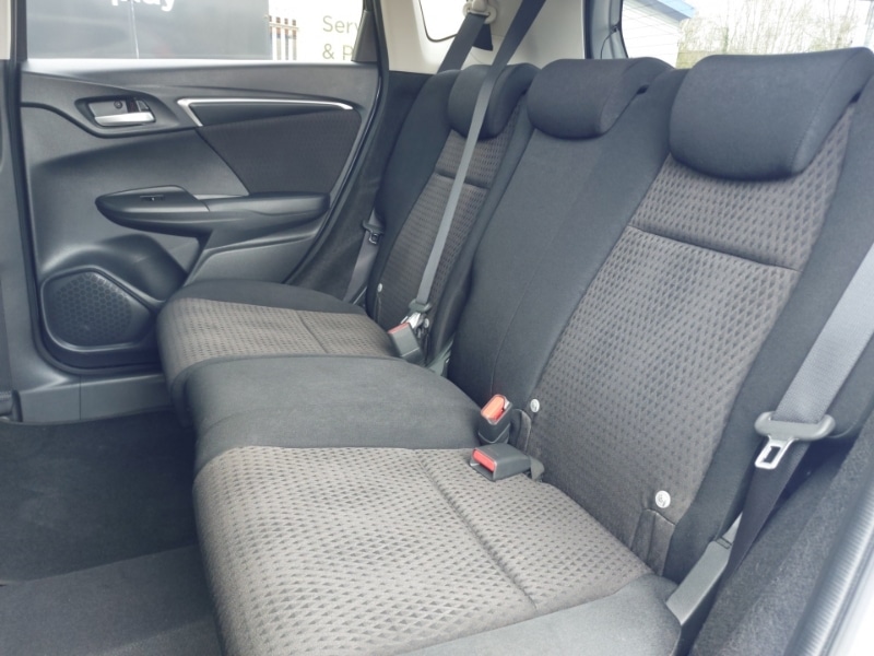 Used Honda Jazz 2019 for sale - 77987835: Photo 6