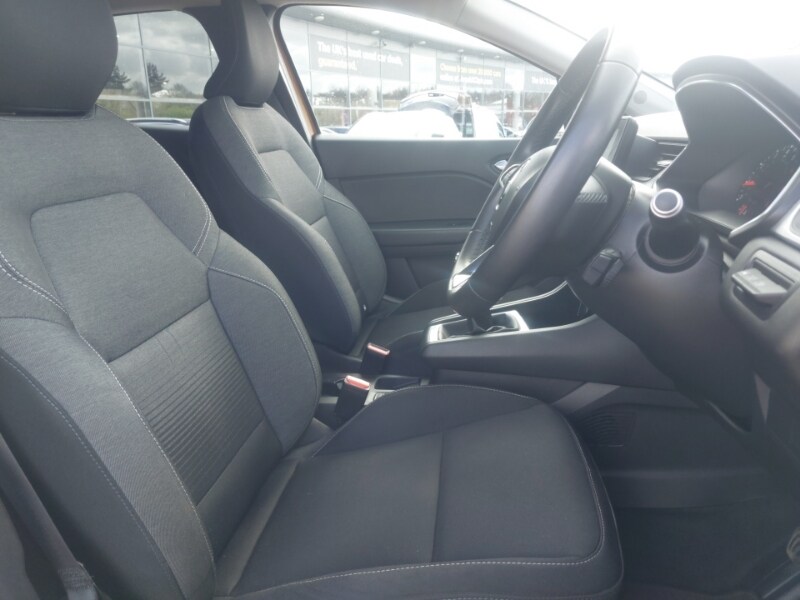 Used Renault Captur 2021 for sale - 77832785: Photo 19