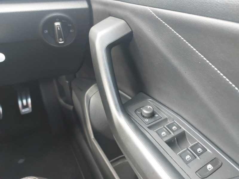 Used Volkswagen T-Roc 2022 for sale - 76083408: Photo 16