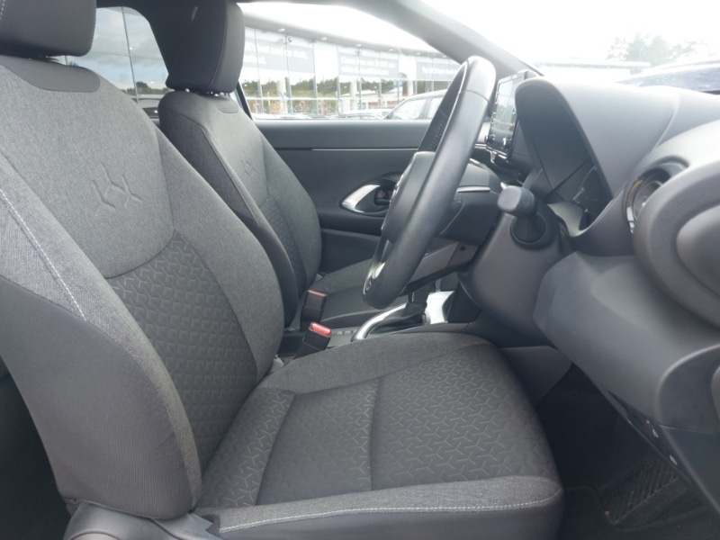 Used Toyota Yaris Cross 2022 for sale - 76897836: Photo 19