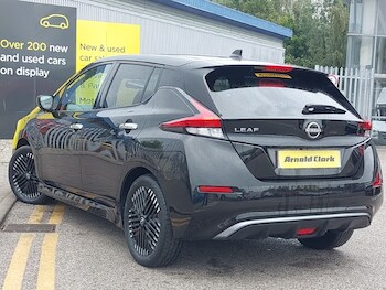 Used Nissan Leaf 2022 for sale - 75914347: Photo
