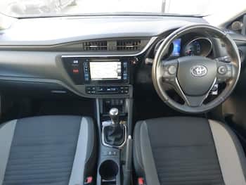 Used Toyota Auris 2017 for sale - 79789965: Photo