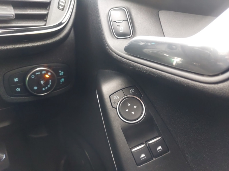 Used Ford Fiesta 2018 for sale - 77410160: Photo 16