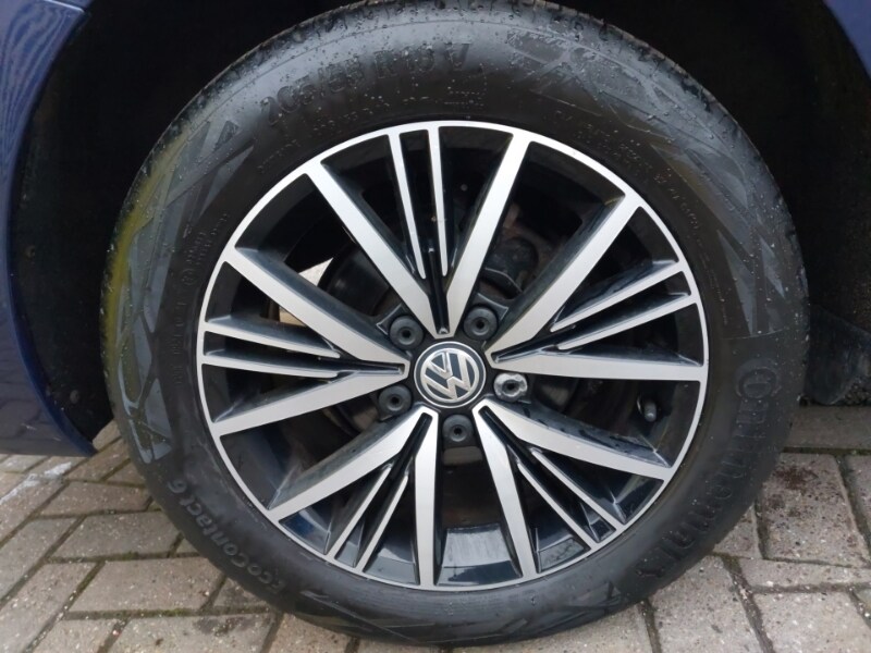 Used Volkswagen Golf 2018 for sale - 77329800: Photo 17