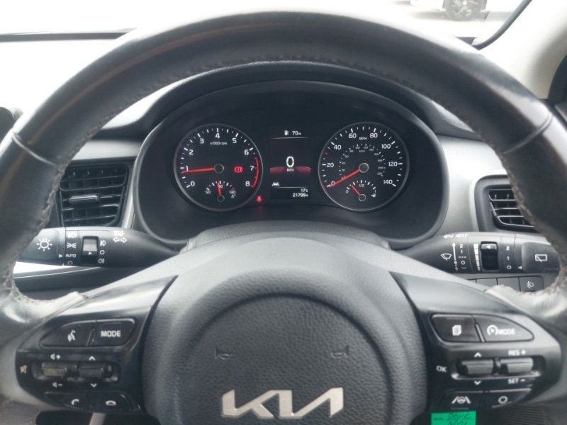 Used Kia Stonic 2022 for sale - 76583652: Photo 15