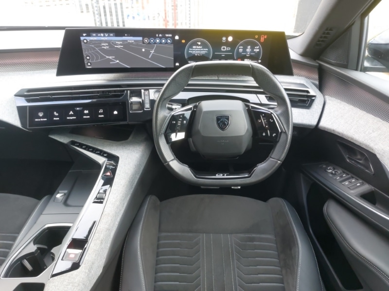 Used Peugeot 3008 2024 for sale - 77047393: Photo 7