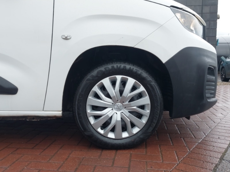 Used Peugeot Partner 2020 for sale - 76983184: Photo 13
