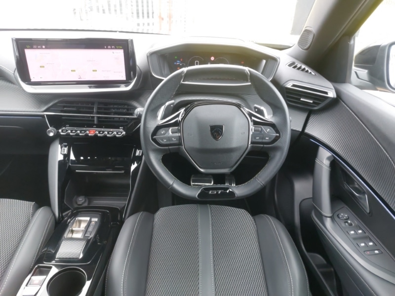 Used Peugeot 2008 2023 for sale - 76860240: Photo 7