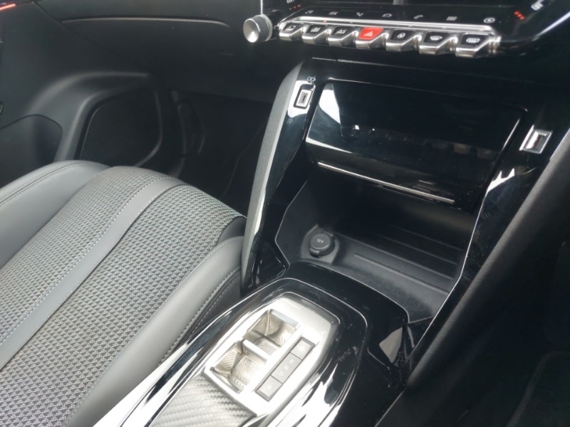 Used Peugeot 2008 2023 for sale - 77874260: Photo 14