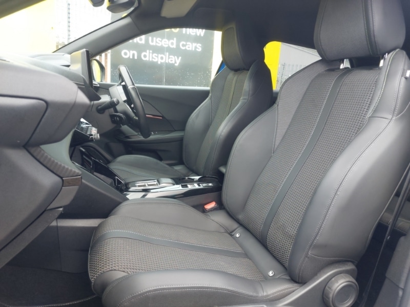 Used Peugeot 2008 2023 for sale - 77874260: Photo 5