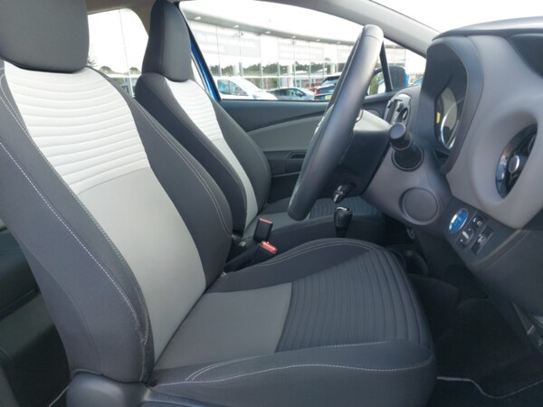 Used Toyota Yaris 2018 for sale - 76183214: Photo 19