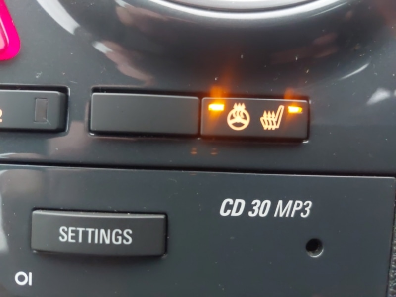 Used Vauxhall Corsa 2011 for sale - 77499966: Photo 11