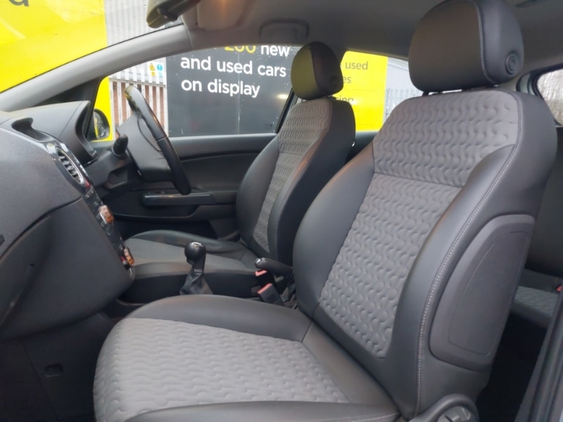 Used Vauxhall Corsa 2011 for sale - 77499966: Photo 5