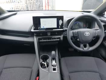 Used Toyota C-HR 2024 for sale - 79858000: Photo