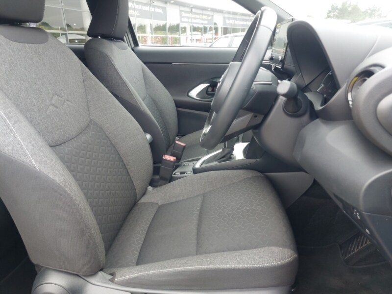 Used Toyota Yaris Cross 2022 for sale - 76275813: Photo 19