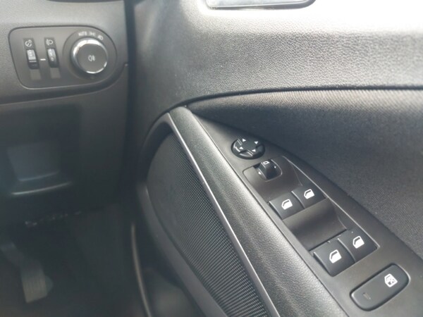 Used Vauxhall Crossland 2022 for sale - 76238244: Photo 16