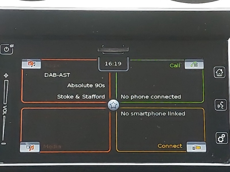 Used Suzuki Swift 2022 for sale - 76233351: Photo 10