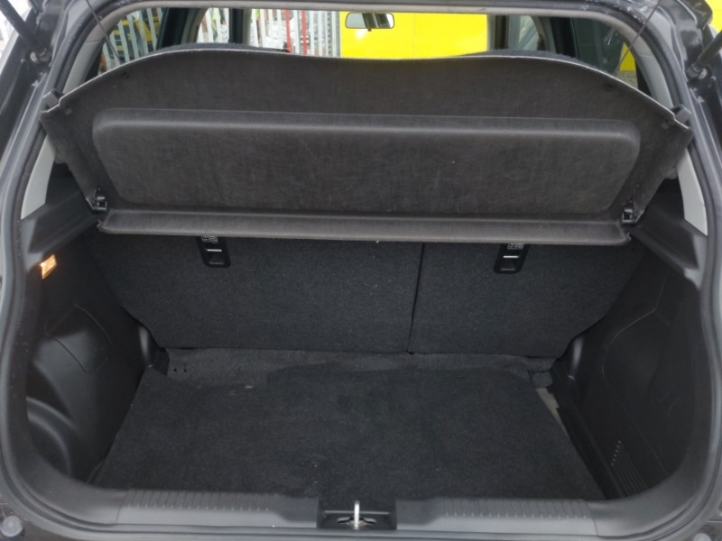 Used Suzuki Swift 2022 for sale - 76233351: Photo 8