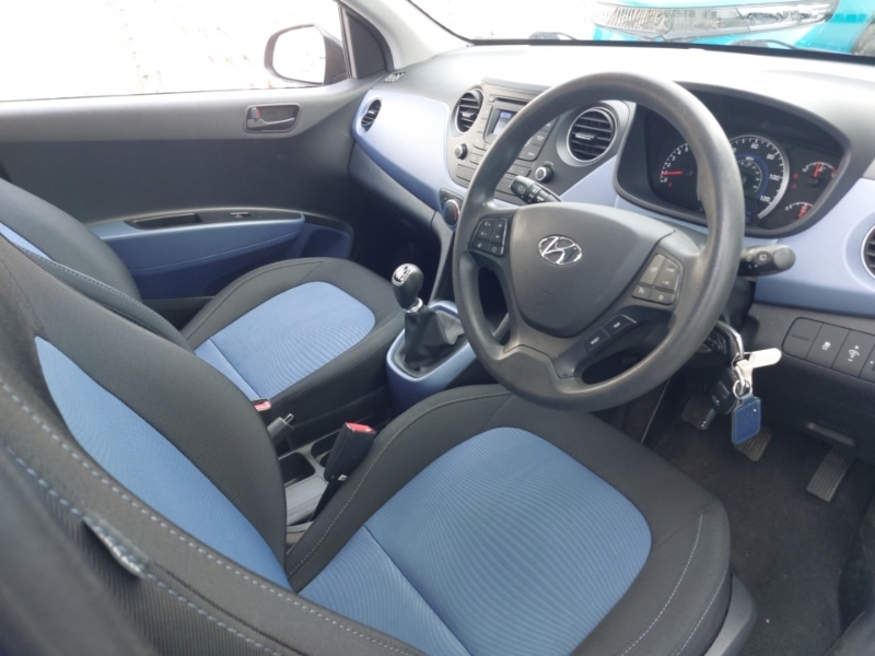 Used Hyundai i10 2015 for sale - 78202644: Photo 18