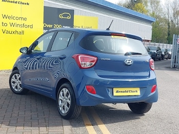 Used Hyundai i10 2015 for sale - 78202644: Photo