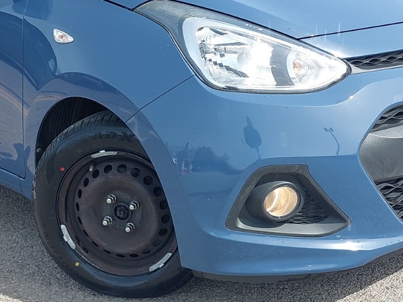 Used Hyundai i10 2015 for sale - 78202644: Photo 9