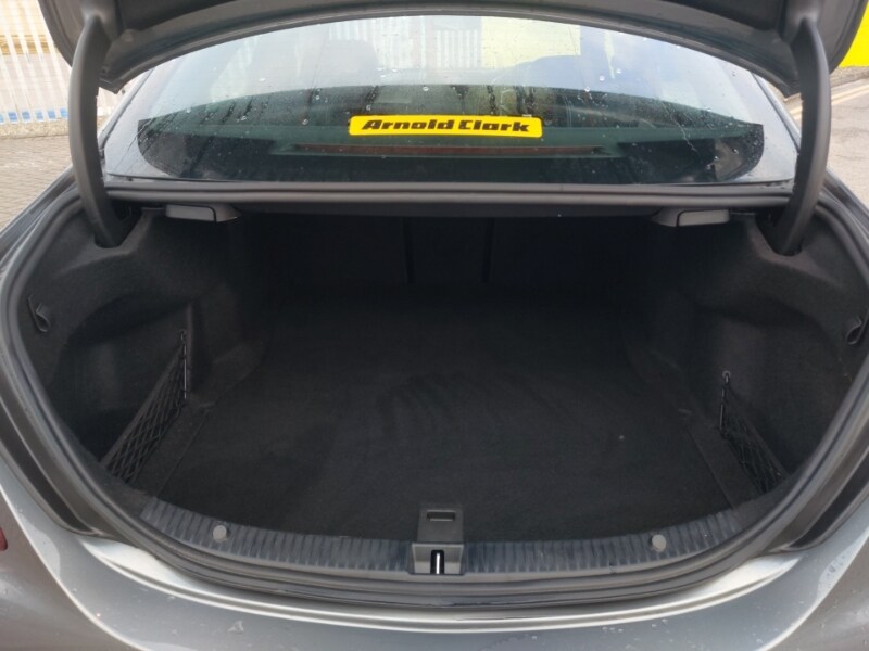 Used Mercedes-Benz C Class 2018 for sale - 77509240: Photo 8