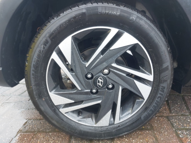 Used Hyundai BAYON 2023 for sale - 77068300: Photo 17