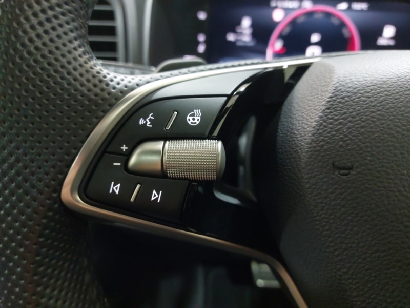 Used Skoda Karoq 2024 for sale - 76897693: Photo 14