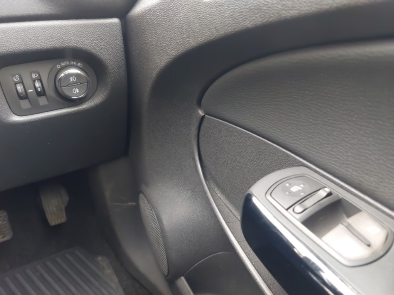 Used Vauxhall Corsa 2014 for sale - 77433644: Photo 16