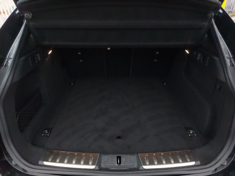 Used Jaguar F-Pace 2022 for sale - 77371386: Photo 8