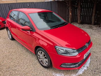 Used Volkswagen Polo 2014 for sale - 77083587: Photo