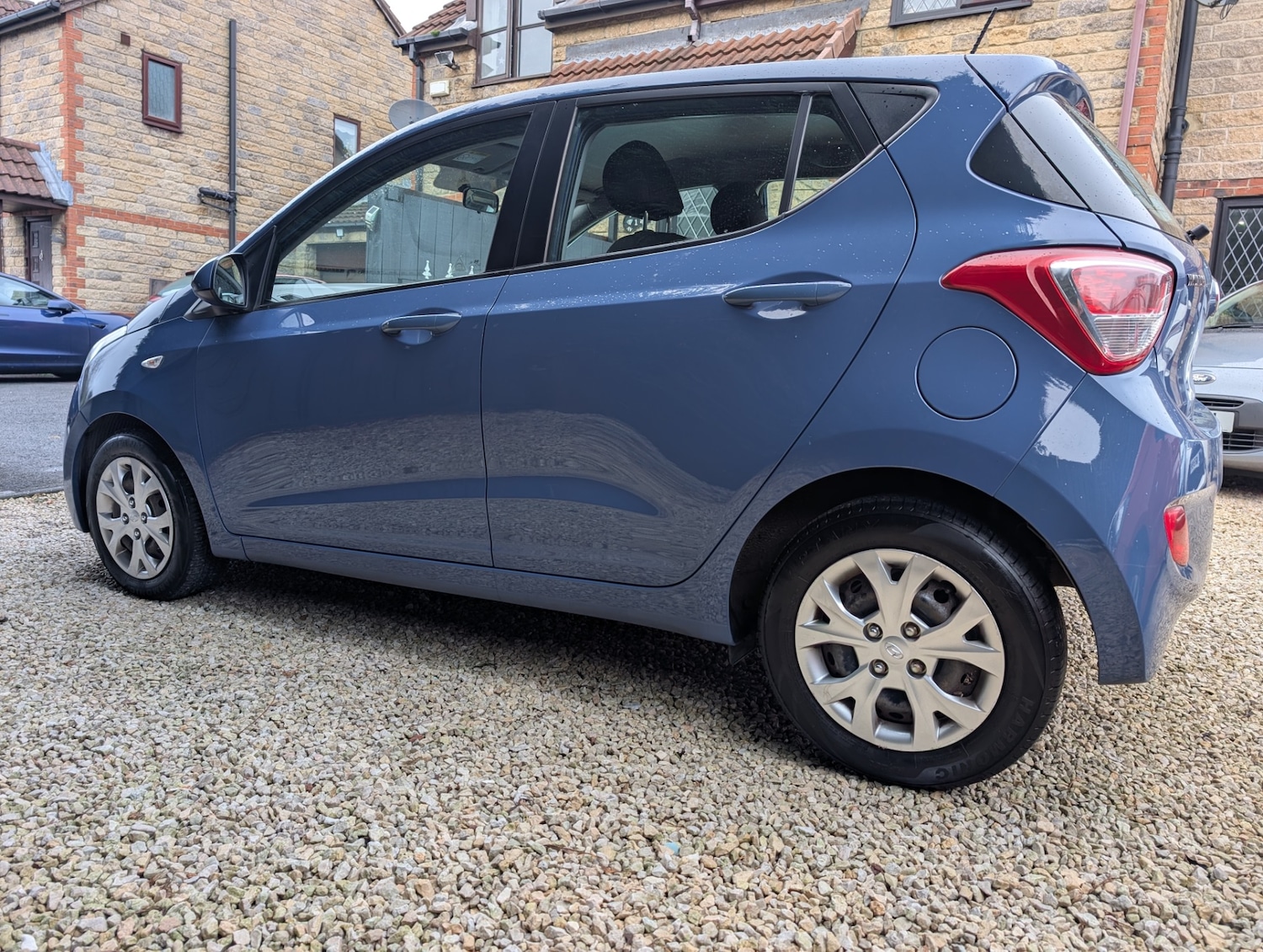 Used Hyundai i10 2016 for sale - 76712068: Photo 3