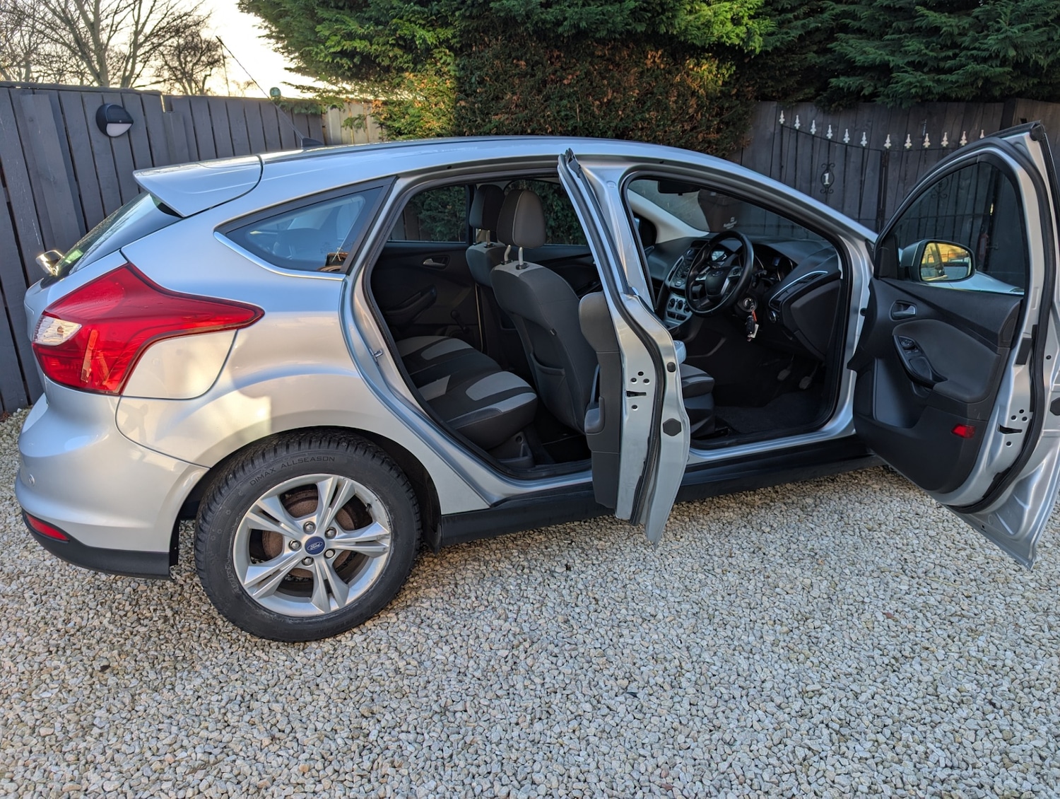 Used Ford Focus 2013 for sale - 76758062: Photo 12