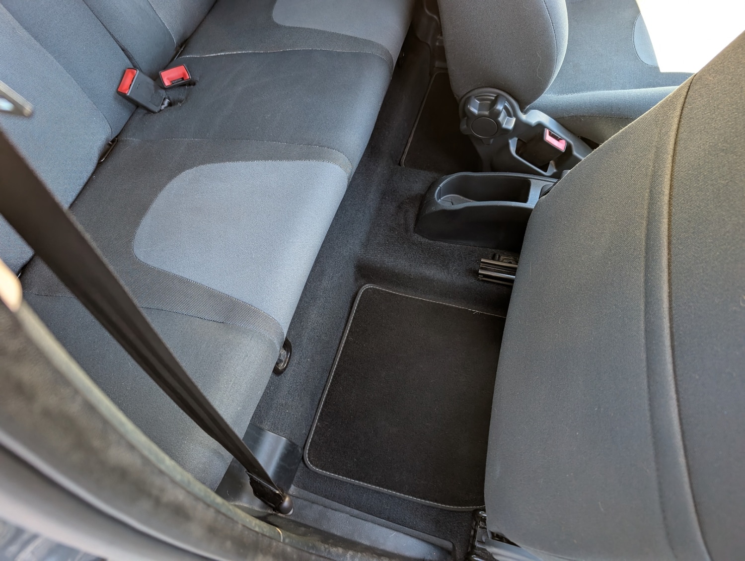 Used Ford Ka 2015 for sale - 76627276: Photo 22