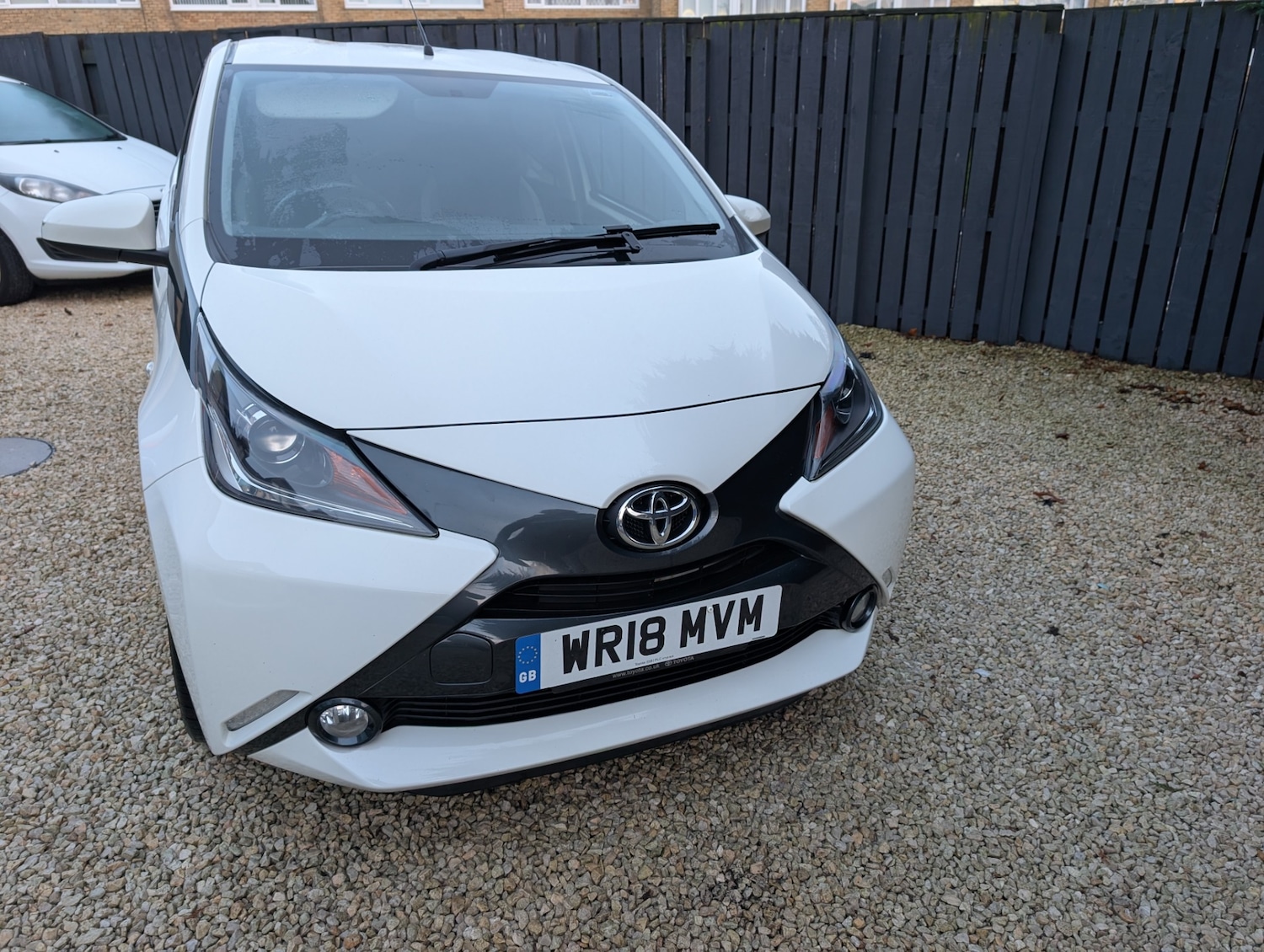 Used Toyota AYGO 2018 for sale - 76664600: Photo 3