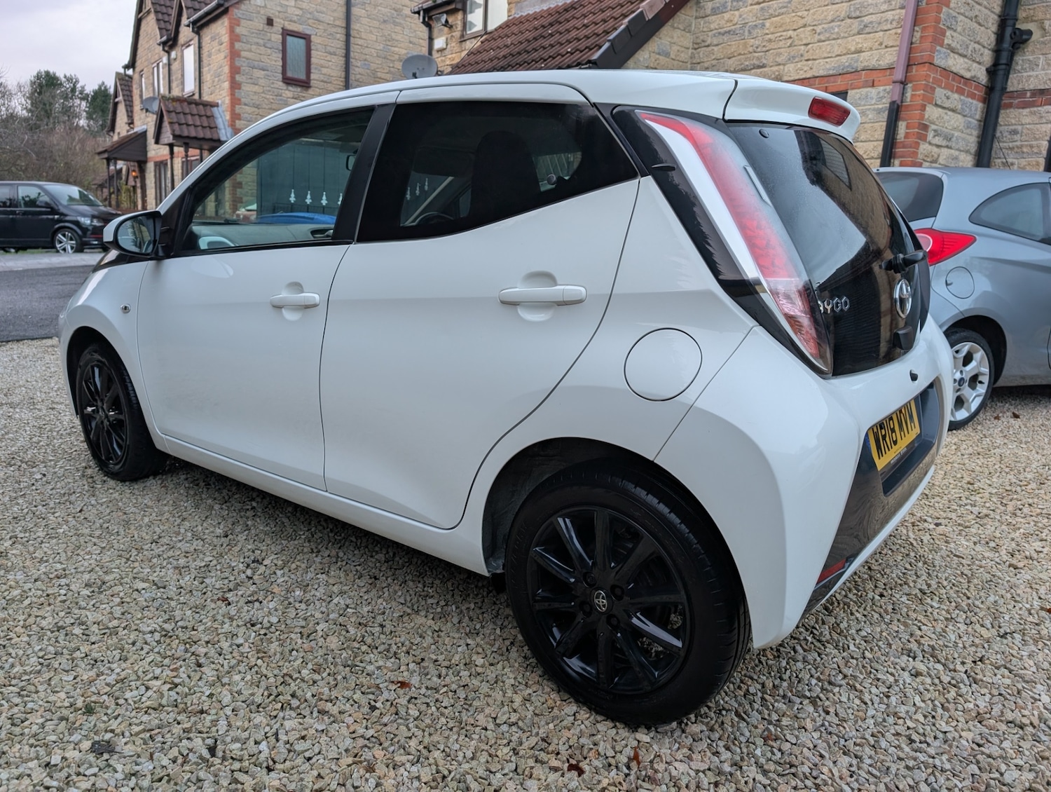 Used Toyota AYGO 2018 for sale - 76664600: Photo 9