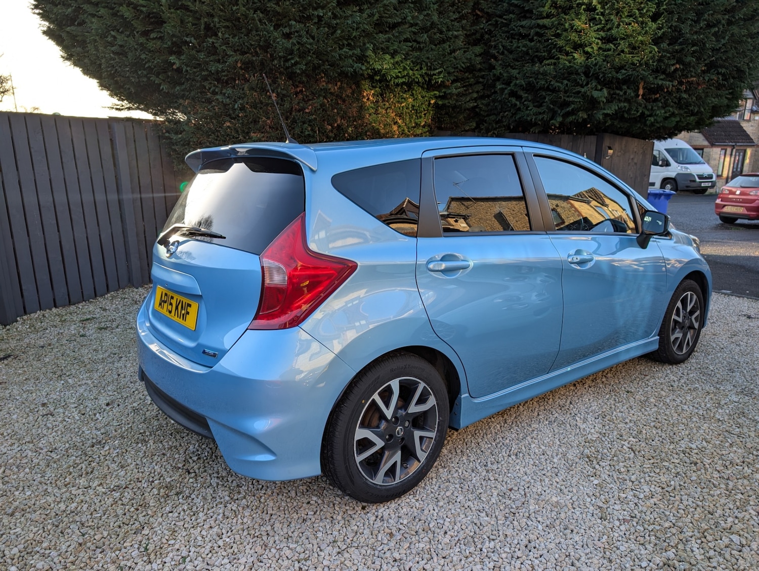 Used Nissan Note 2015 for sale - 76894885: Photo 2