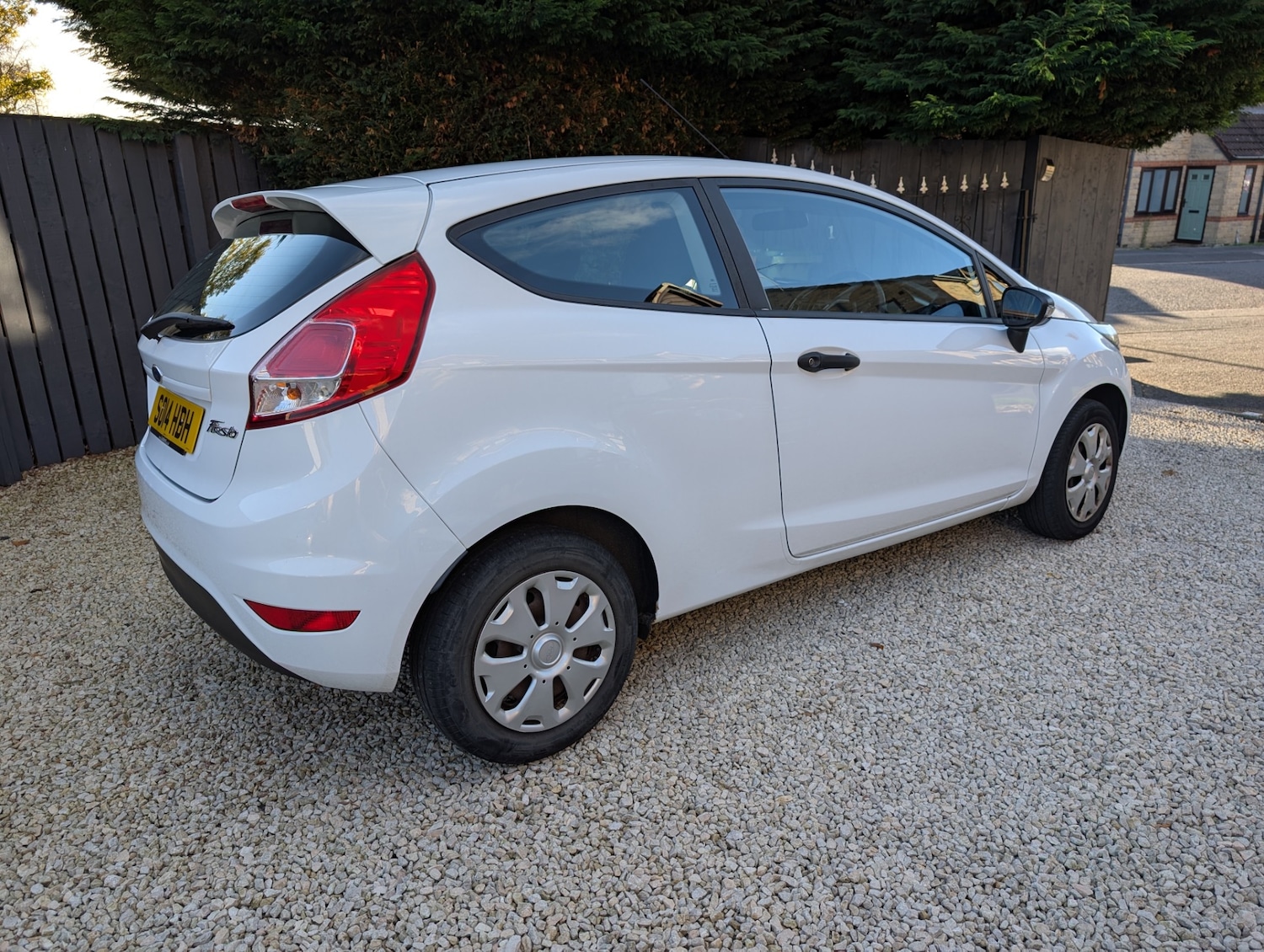 Used Ford Fiesta 2014 for sale - 76643781: Photo 14