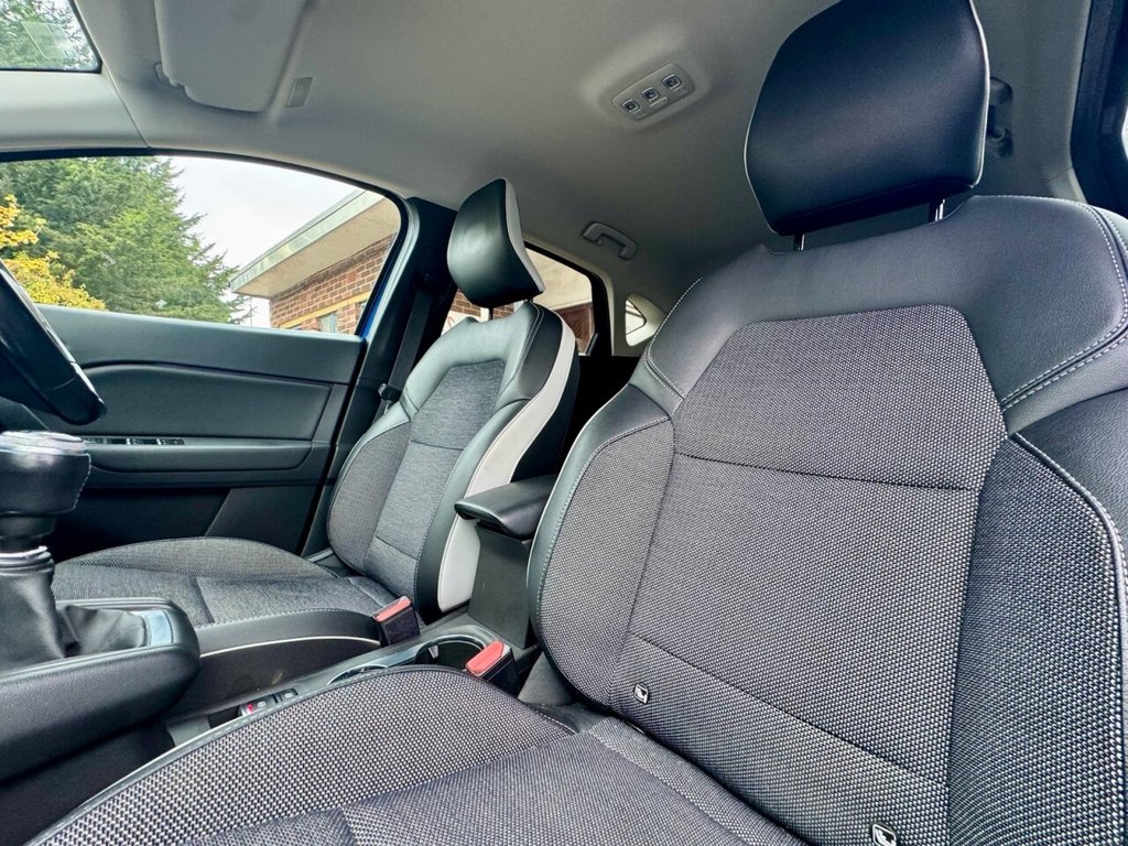 Used Renault Captur 2020 for sale - 76386213: Photo 13