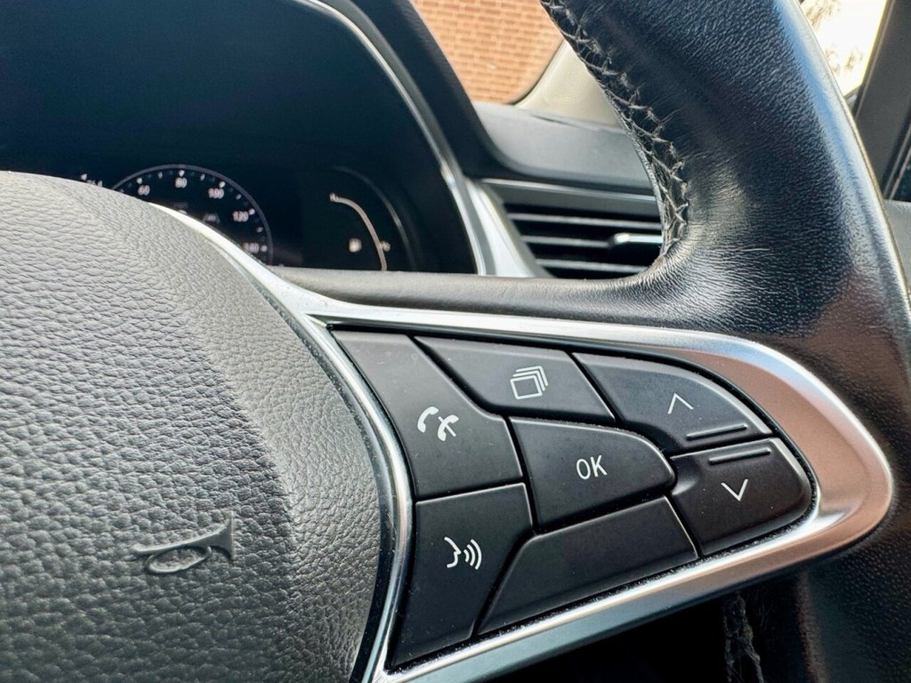 Used Renault Captur 2020 for sale - 76386213: Photo 24