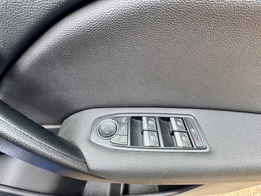 Used Renault Captur 2020 for sale - 76386213: Photo 30