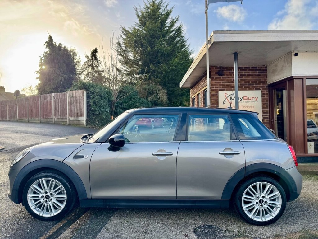 Used MINI Hatch 2017 for sale - 77140137: Photo 11