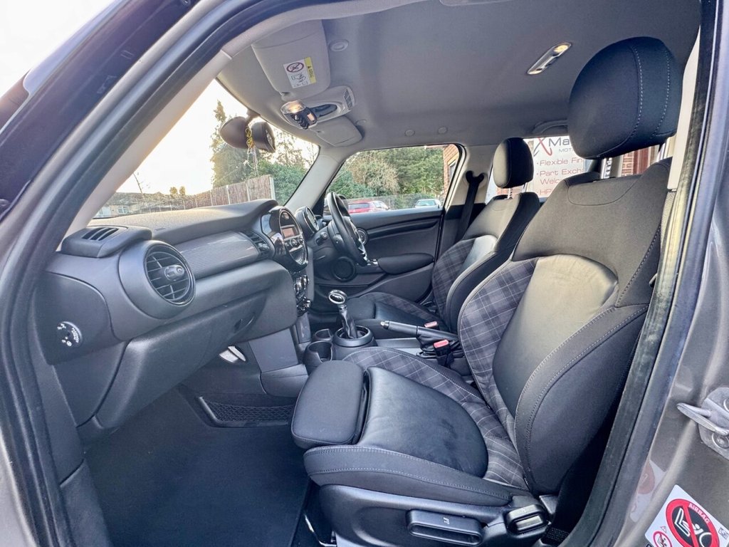 Used MINI Hatch 2017 for sale - 77140137: Photo 14