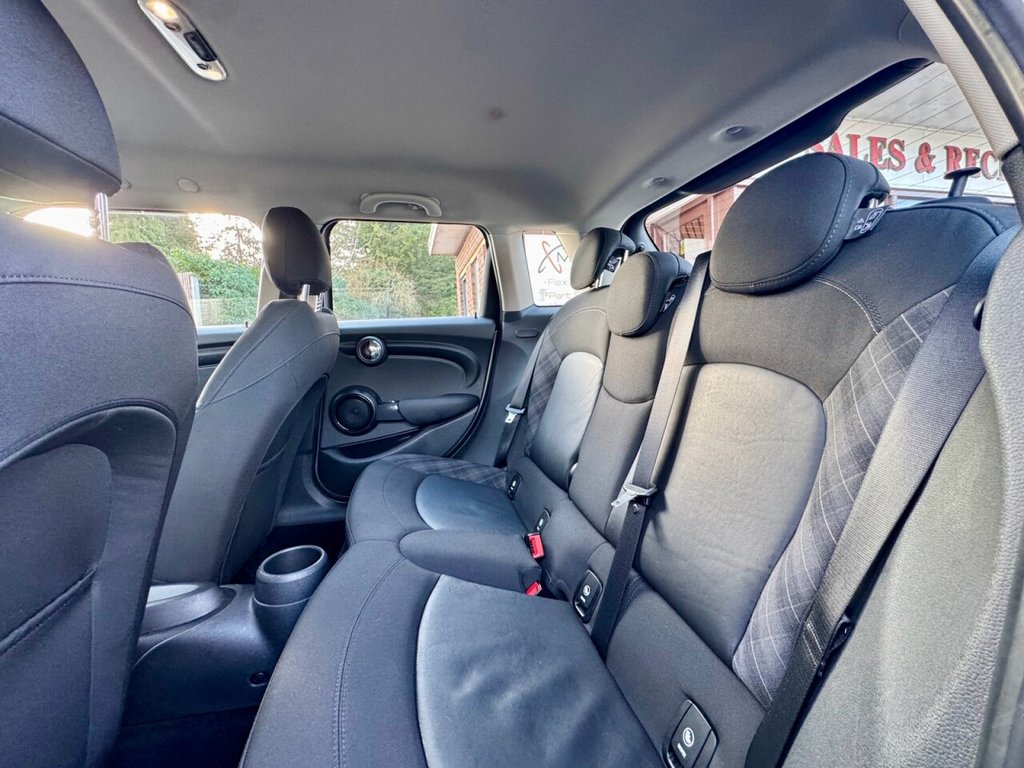 Used MINI Hatch 2017 for sale - 77140137: Photo 17