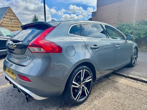 Used Volvo V40 2016 for sale - 75585075: Photo 7