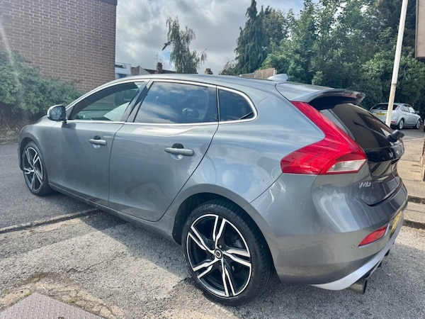 Used Volvo V40 2016 for sale - 75585075: Photo 9