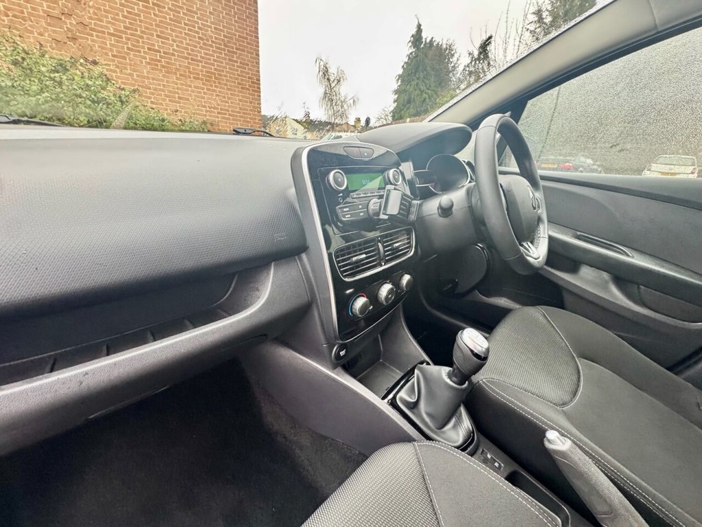 Used Renault Clio 2019 for sale - 77477574: Photo 16